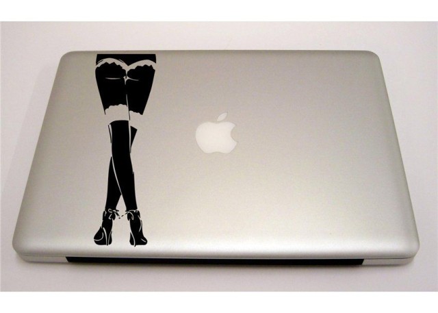 Rászokott a pornóra, ezért beperli az Apple-t