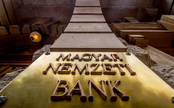 mnb