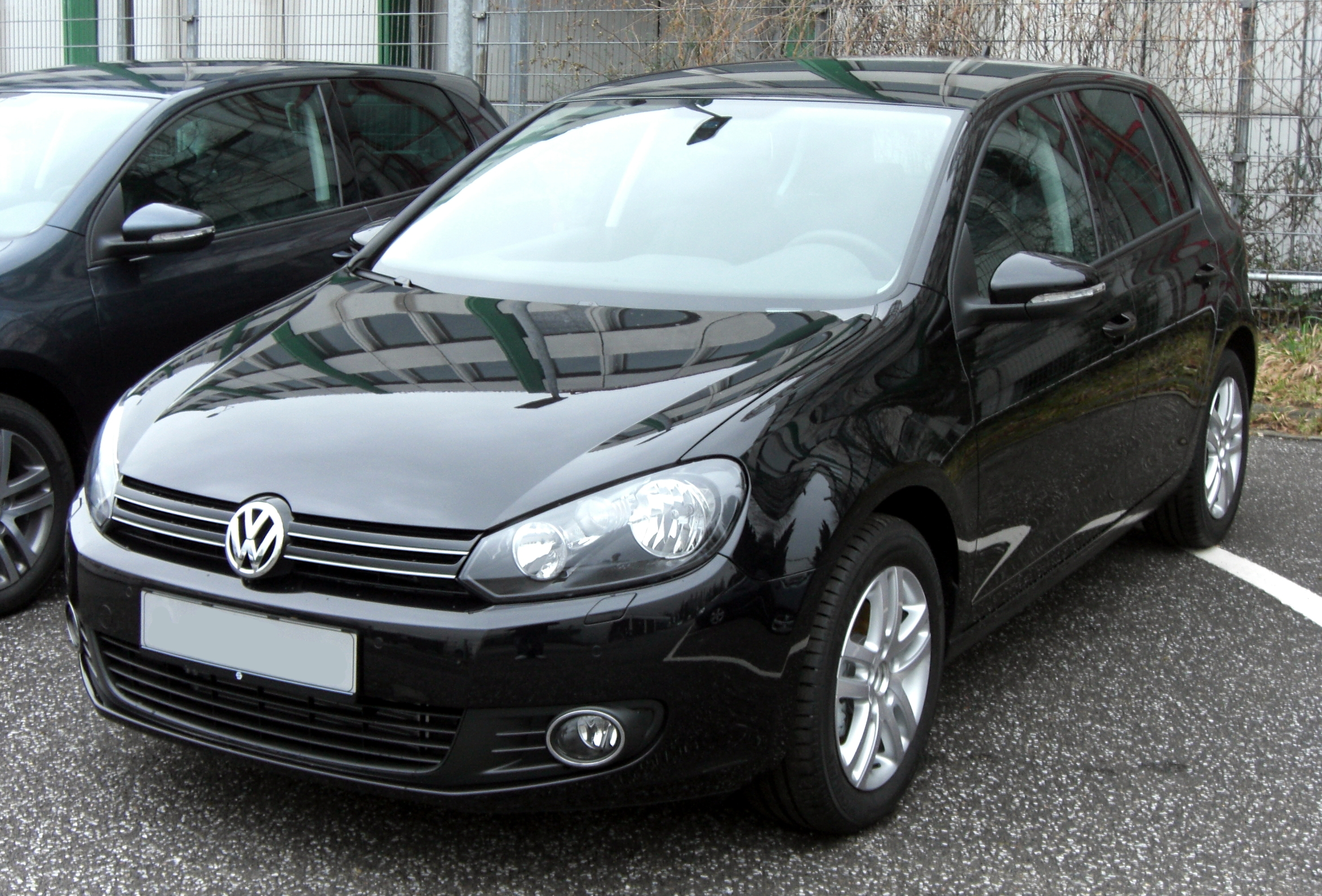 Felfüggesztik a Volkswagen Golf gyártását